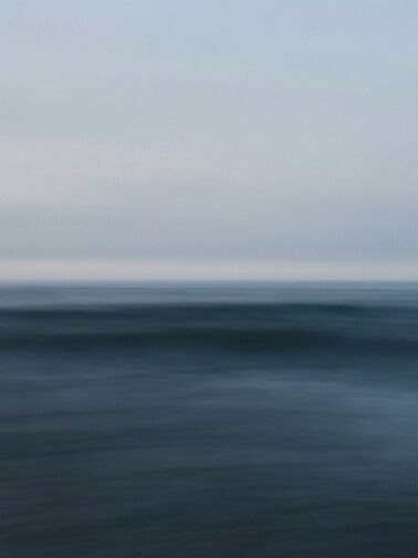 Minimal seascape with motion blur